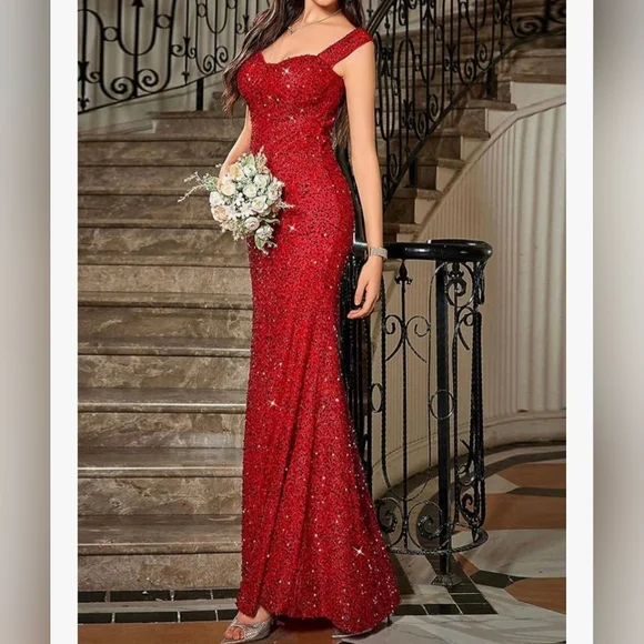 Madam Uniq Formal Dress #679 NWOT - Picture 8 of 11